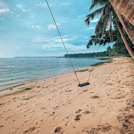 Shakabrah'S Beachfront Kubo General Luna  Ngoại thất bức ảnh